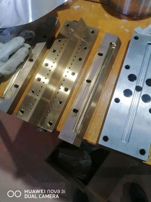 熔喷模具 熔喷布模头 口罩布模具